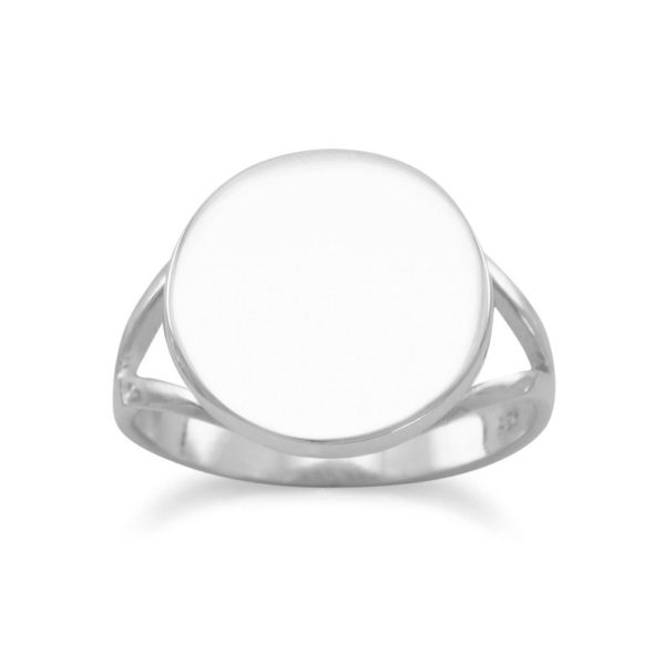 Round Engravable Ring with V Band