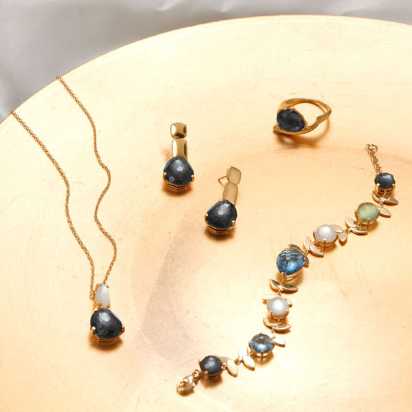 16 + 2 14 Karat Gold Plated Mother of Pearl and Hematite Necklace - alternate view 2