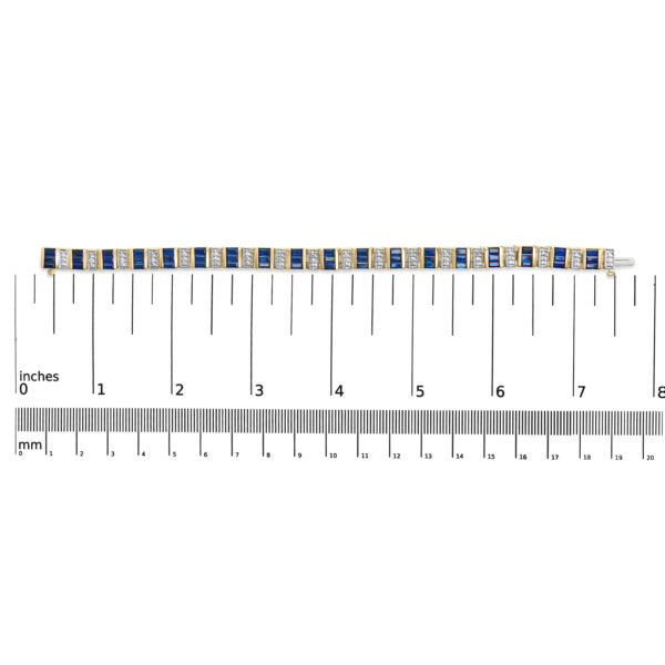 022104BD19 scale