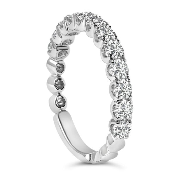 14K White Gold Round Diamond Wedding Band Detail Shot