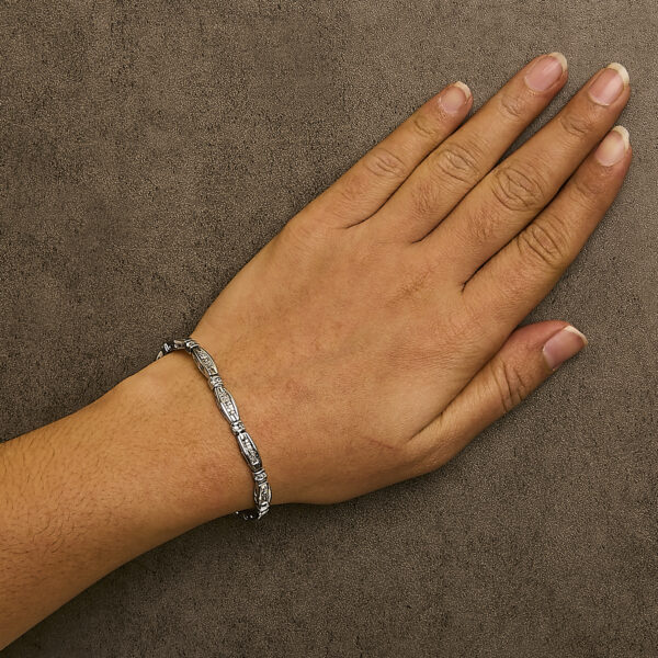 60 5589W model