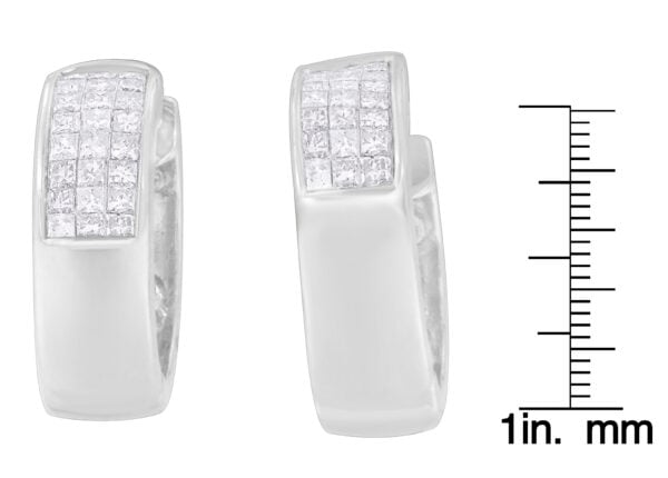 70 4656W scale