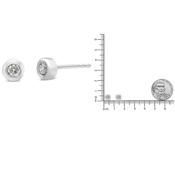70 5776W scale