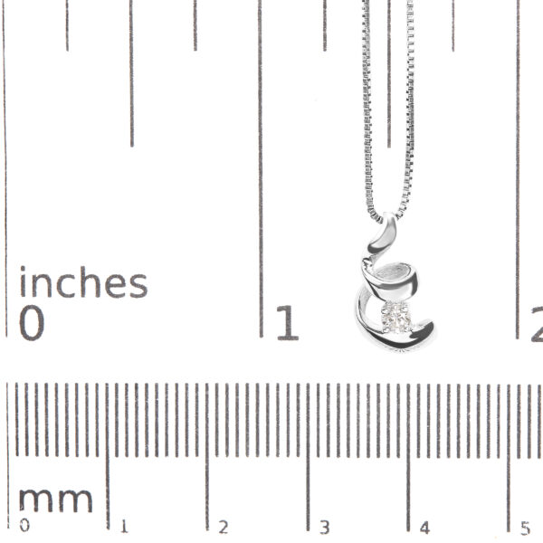 80 6457W scale