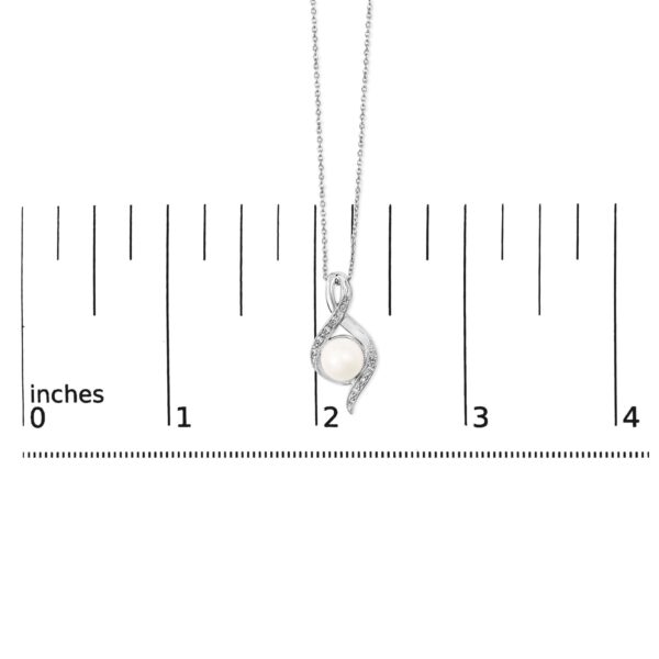 Sterling Silver Cultured Pearl Diamond Swirl Pendant Detail Shot