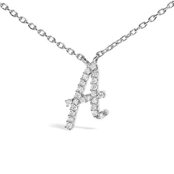 10K White Gold Diamond Initial Pendant Necklace Close-Up