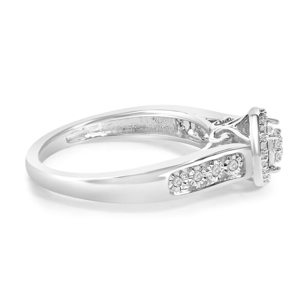 Sterling Silver Diamond Cluster Halo Ring Close-Up