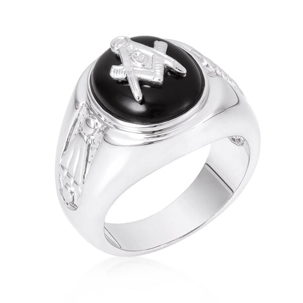 Genuine round onyx ring in an invisible setting, with a 13 Mm X 11 Mm stone.