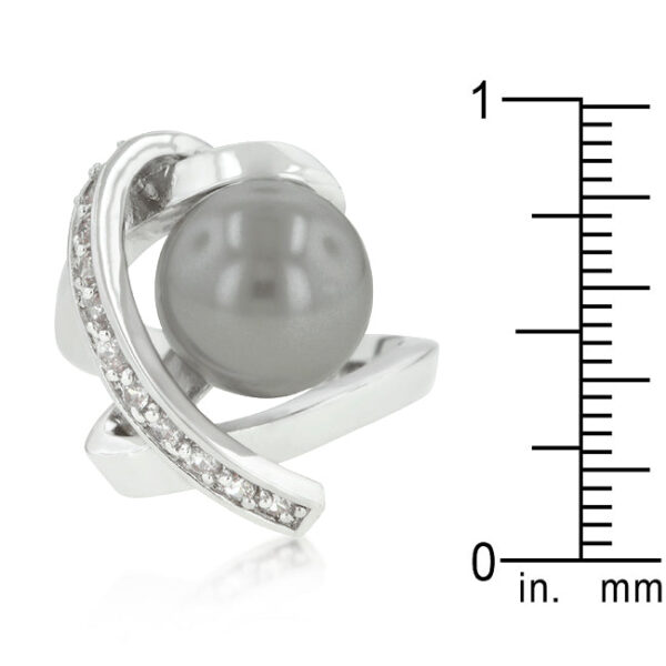 Knotted simulated pearl ring in rhodium plated over lead free alloy (brass), measuring 4 Mm wide.