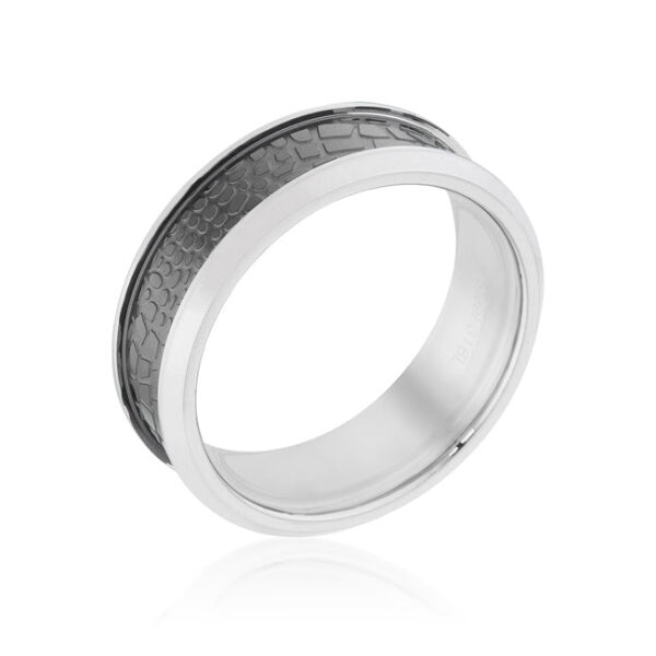Animal print detail cocktail band ring in rhodium plated over 34l stainless steel.