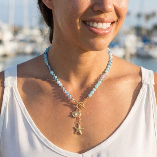 16 Gold Tone Seashell and Starfish Drop Toggle Necklace - alternate view 2