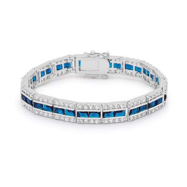 The bracelet laid flat showing full 7.25 inch length and lock clasp