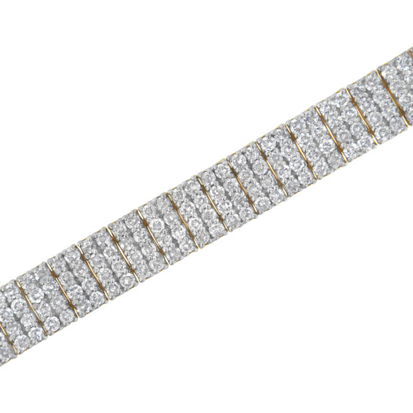 Bracelet clasp area showing the box clasp mechanism at the closure point