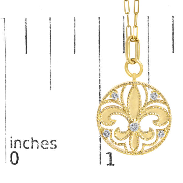 14K Yellow Gold 1/4 Cttw Round Diamond Openwork Fleur de Lis Medallion Pendant Necklace - alternate view 4