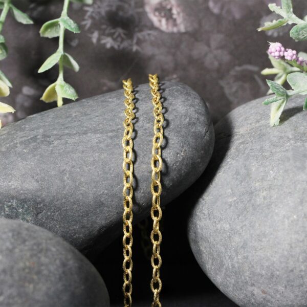 14k Yellow Gold Pendant Chain with Textured Links (3.3 mm) - alternate view 4