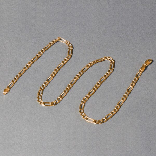 14k Yellow Gold Solid Figaro Chain (3.80 mm) - alternate view 4
