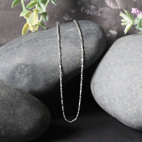 14k White Gold Diamond-Cut Alternating Bead Chain (1.10 mm) - alternate view 4