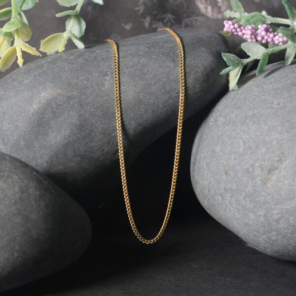 10k Yellow Gold Gourmette Chain (1.40 mm) - alternate view 4