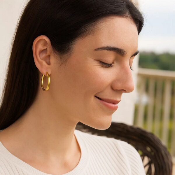 14k Yellow Gold Polished Hoop Earrings (4x30 mm) - alternate view 2