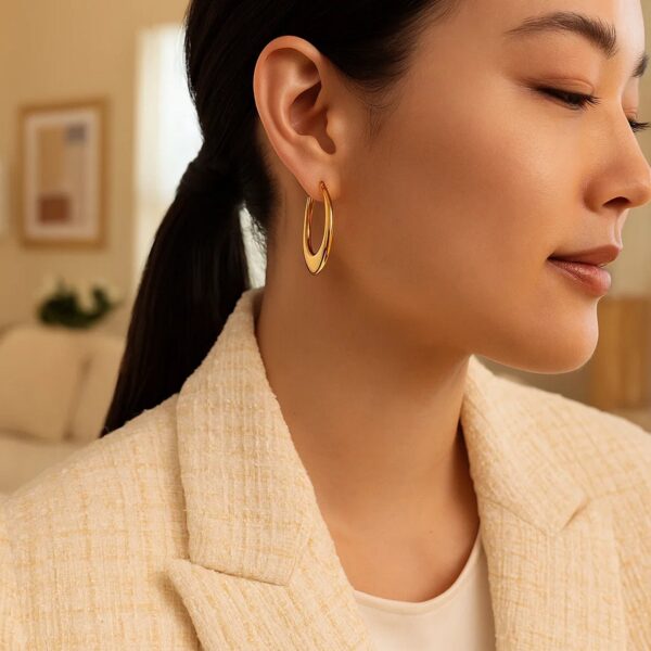 14k Yellow Gold Puffed Graduated Open Oval Earrings - alternate view 3