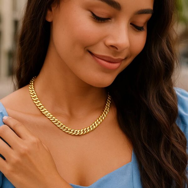 14k Yellow Gold Cuban Chain Choker Necklace - alternate view 4
