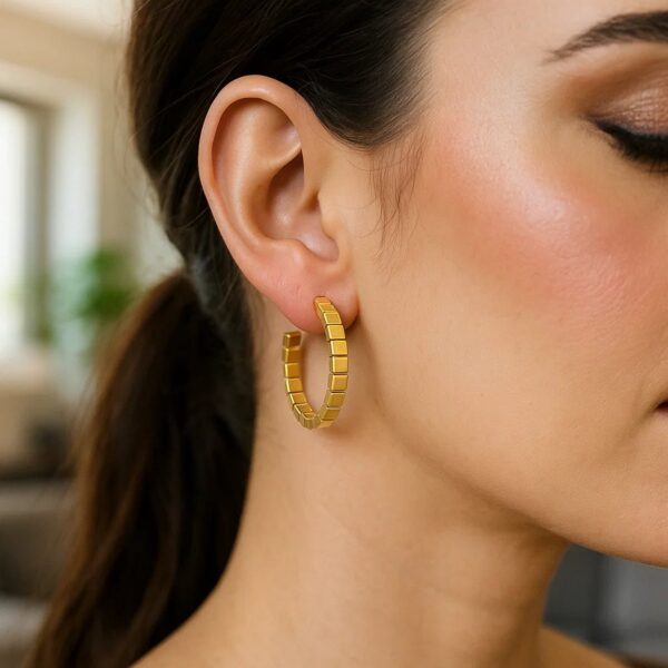 14k Yellow Gold Brick Omega Hoop Earrings - alternate view 4