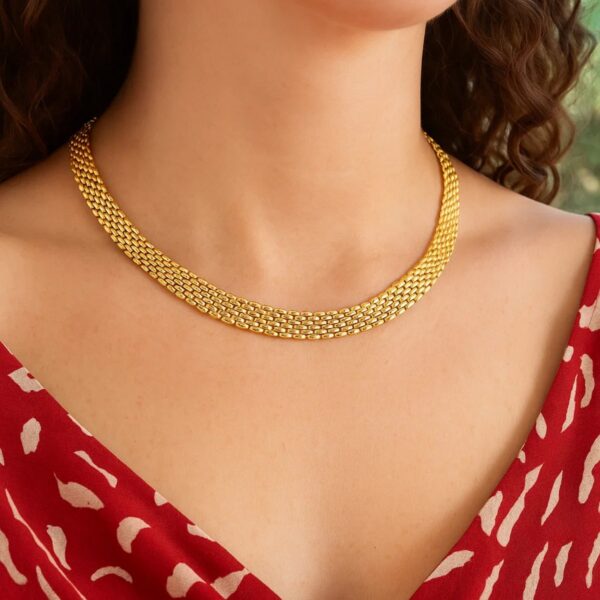 14k Yellow Gold Flexible Panther 9.0mm Line Necklace - alternate view 3