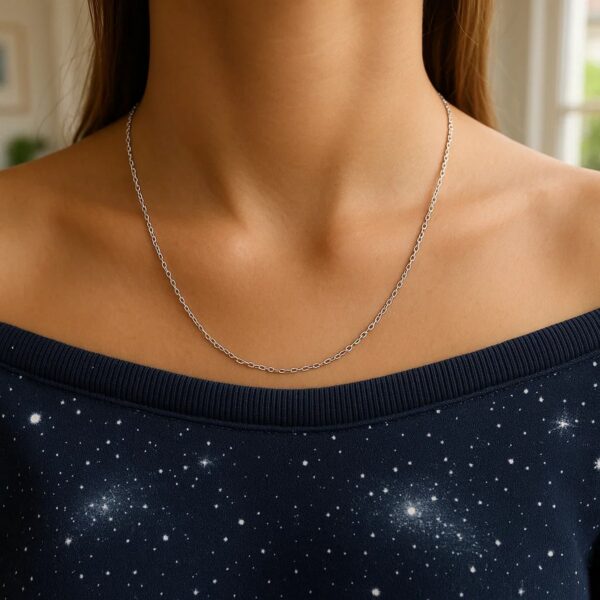 14k White Gold Cable Link Chain (0.50 mm) - alternate view 5