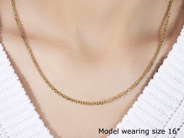 18k Yellow Gold Diamond Cut Cable Link Chain (2.60 mm) - alternate view 5