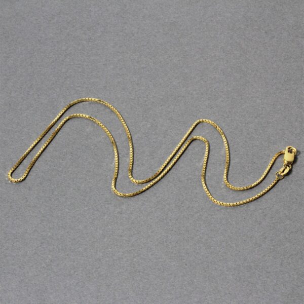 14k Yellow Gold Classic Box Chain (0.85 mm) - alternate view 5