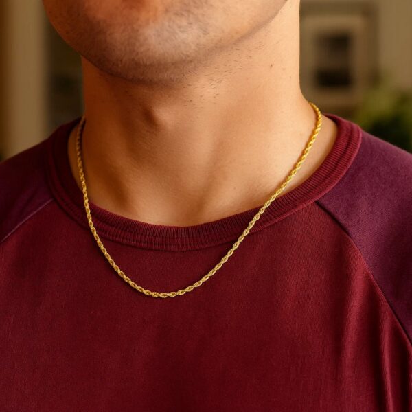 14k Yellow Gold Solid Rope Chain (2.50 mm) - alternate view 2