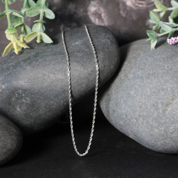 Sterling Silver Diamond Cut Rope Style Chain (1.40 mm) - alternate view 5