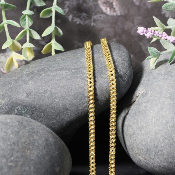14k Yellow Gold Light Weight Wheat Chain (3.20 mm) - alternate view 4