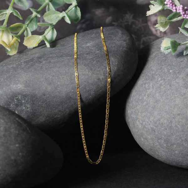 14k Yellow Gold Mariner Link Chain (1.20 mm) - alternate view 4