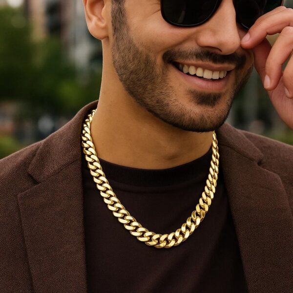 14k Yellow Gold Polished Miami Cuban Chain Necklace - alternate view 5