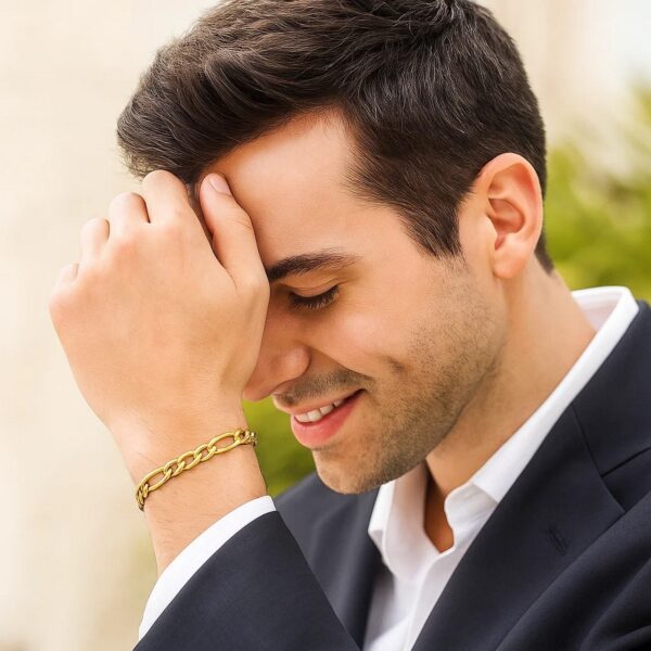 10k Yellow Gold Lite Figaro Bracelet (6.60 mm) - alternate view 5