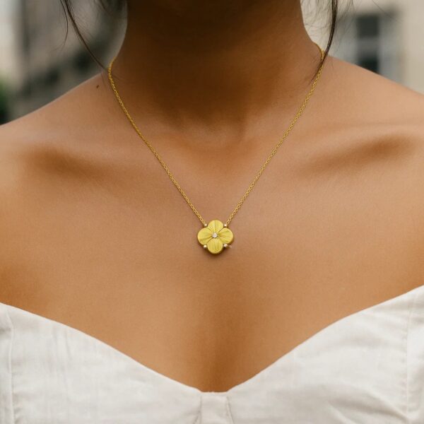 14K Yellow Gold Diamond Clover Pendant Necklace - alternate view 4