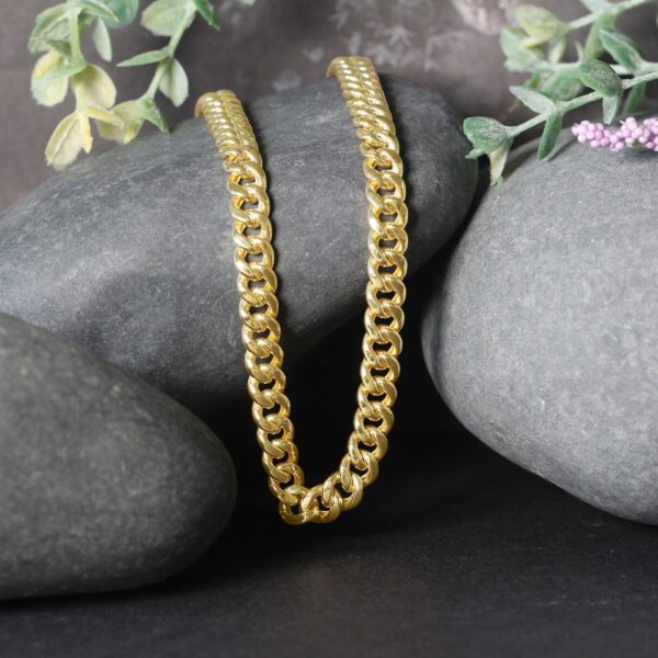 10k Yellow Gold Semi Solid Miami Cuban Chain (6.10 mm) - alternate view 3