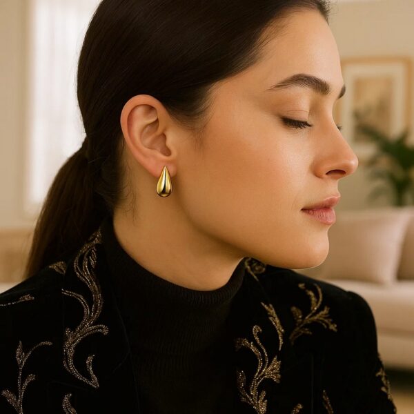 14k Yellow Gold Small Raindrop Studs Earrings (19.50x9.80 mm) - alternate view 2