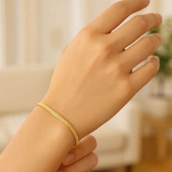 Imperial Herringbone Bracelet in 10k Yellow Gold (2.80 mm) - alternate view 5
