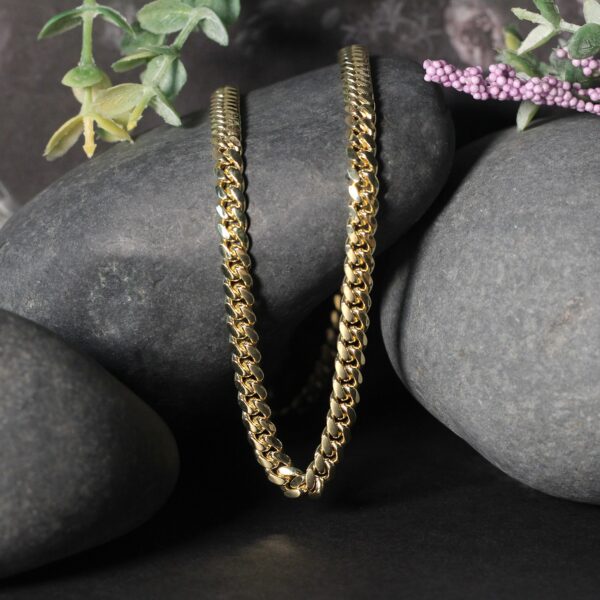 14k Yellow Gold Classic Miami Cuban Solid Chain (5.00 mm) - alternate view 5