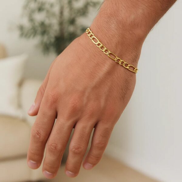 10k Yellow Gold Link Figaro Bracelet (5.30 mm) - alternate view 3
