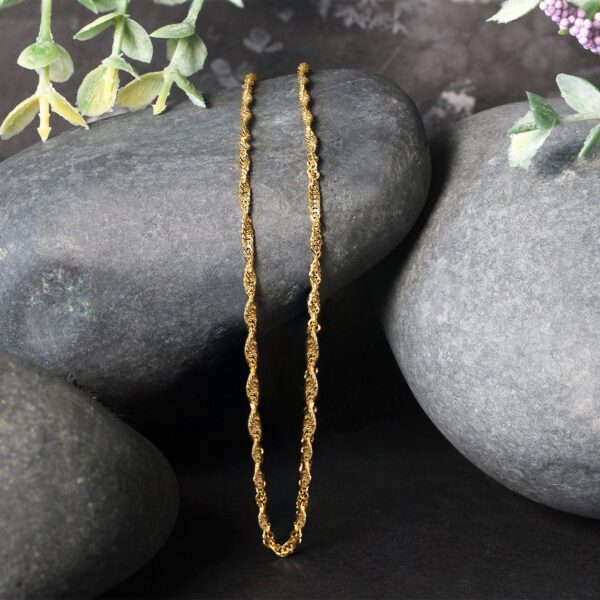 14k Yellow Gold Singapore Chain (1.80 mm) - alternate view 2