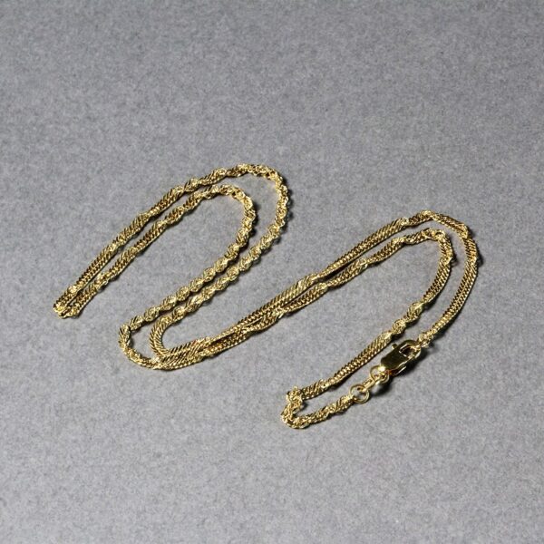 14k Yellow Gold Singapore Chain (1.80 mm) - alternate view 3
