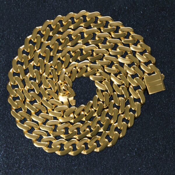 14k Yellow Gold 22 inch Polished Curb Chain Necklace - alternate view 5