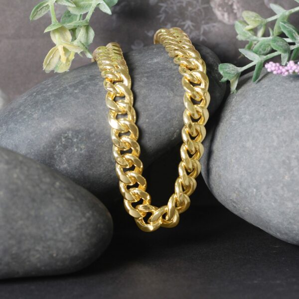 14k Yellow Gold Semi Solid Miami Cuban Chain (9.10 mm) - alternate view 4