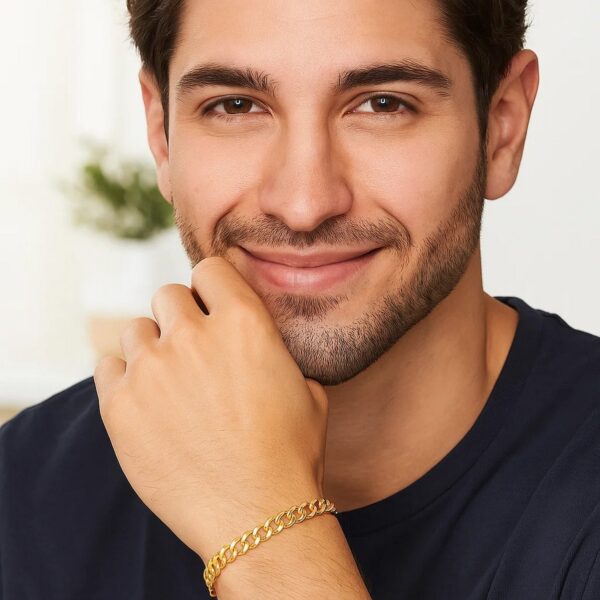 10k Yellow Gold Curb Bracelet (4.70 mm) - alternate view 5