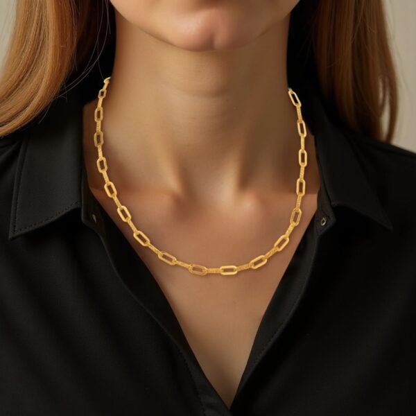 14k Yellow Gold Diamante Paperclip Chain Necklace (4.00 mm) - alternate view 4