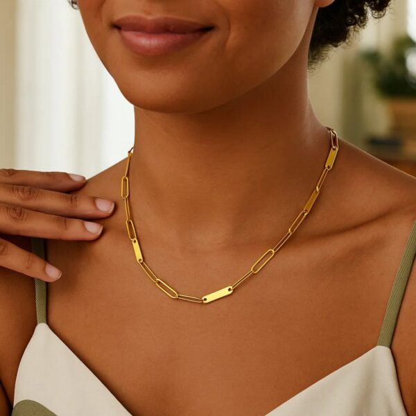 14k Yellow Gold Alternating Paperclip Chain Link and Gold Bar Necklace - alternate view 3