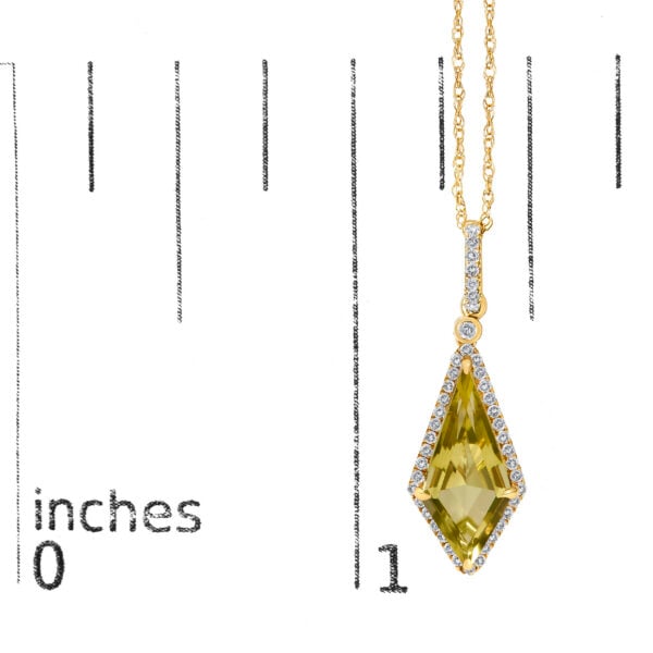 10K Yellow Gold Kite-Shaped Lemon Quartz and 1/5 Cttw Diamond Halo Pendant Necklace - alternate view 4